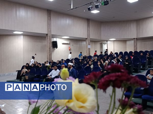 جشن میلاد حضرت زینب(س) و روز پرستار در سالن ارشاد حاجی‌آباد