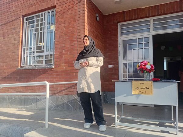 کارگاه آموزش فریادهای شادی و نغمه‌های آوایی در مدرسه مادر مهربان خلیل آباد