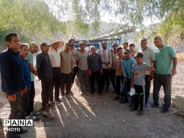 نصب برج نور در محوطه حمام مارم فین با مشارکت مردمی