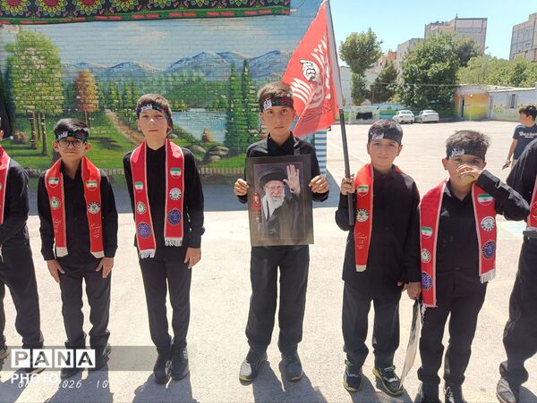 دبستان قائم ناحیه۲ میزبان و خدمتگزار زائران رضوی در محرم حسینی بود 