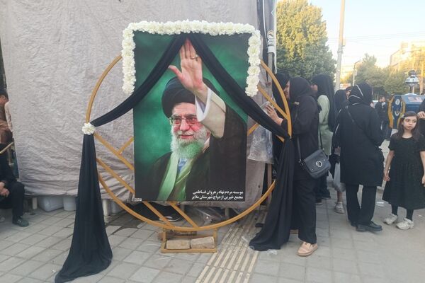 بدرقه آقای شهید ایران 