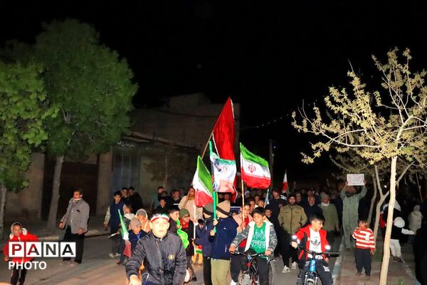 شور انقلابی مردم روستای باقرآباد قم