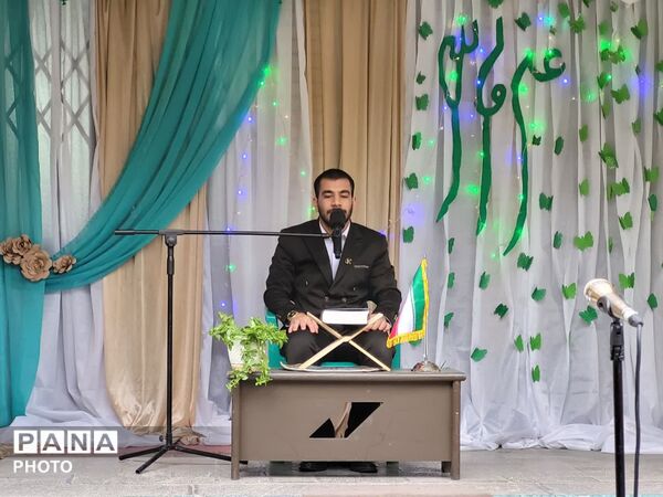 برگزاری شب شعر روایت عهد با حضور فرهیختگان شعر و ادب ناحیه ۳