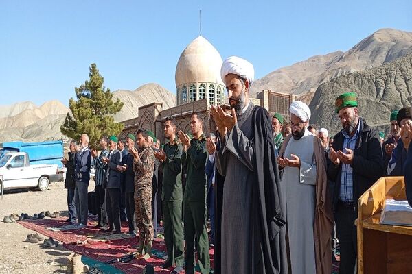 برگزاری نماز عید فطر در شهرستان نیشابور 