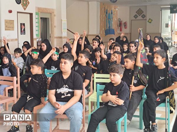 عزاداری کودکان عاشورایی در کانون پرورش فکری مرکز پردیسان قم