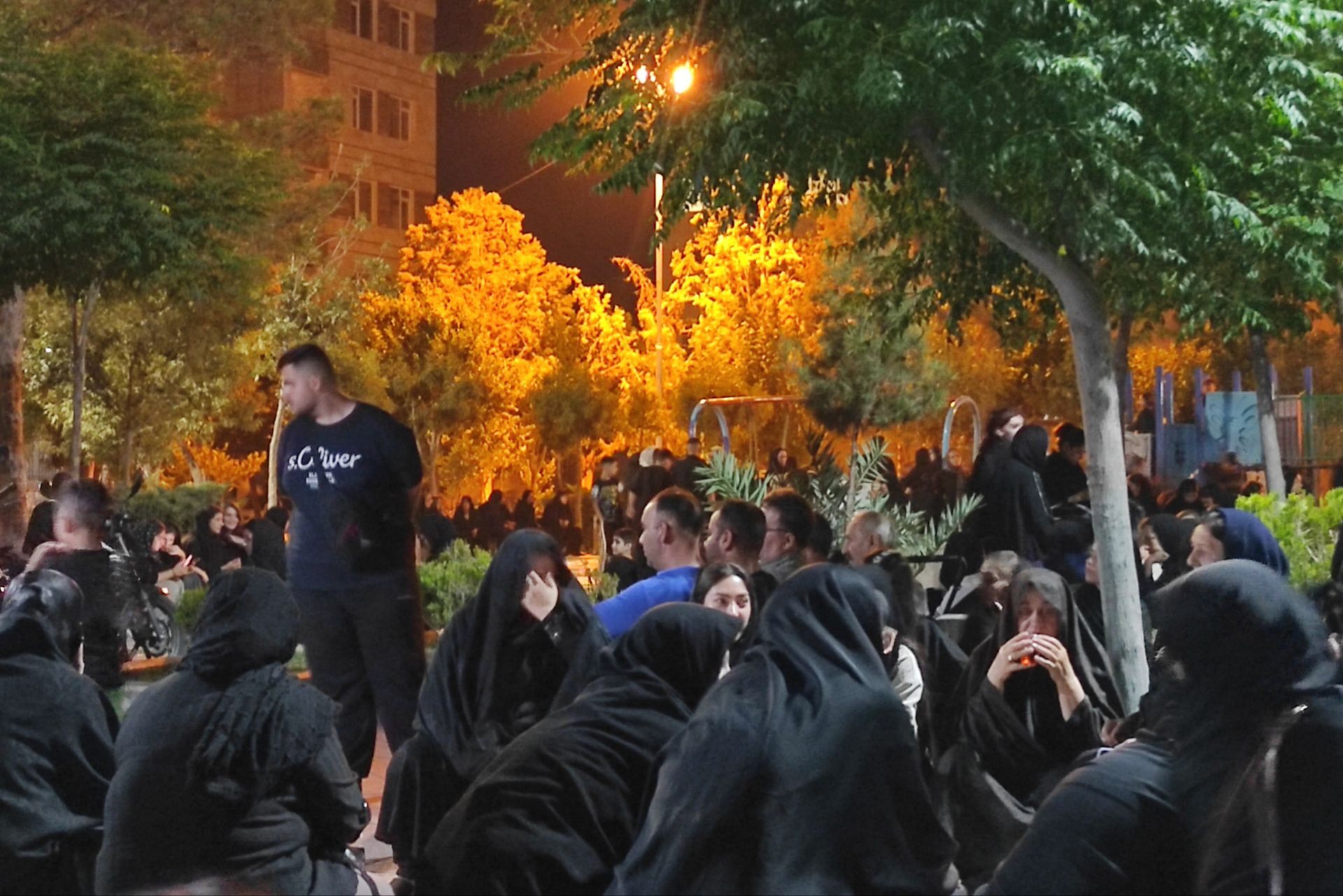 موکب های ماه محرم در شهرستان رباط کریم باحضور گرم مردم عزادار 
