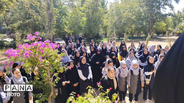 بدرقه پرانرژی هفتمی‌ها؛ از مدرسه تا اردوگاه باغرود