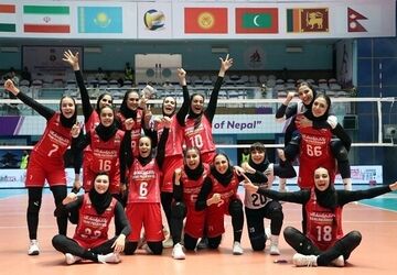 پیروزی تیم ملی والیبال زنان ایران مقابل هنگ کنگ