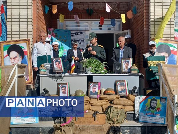 یادواره شهدا دانش آموز در دبیرستان نمونه مرحوم طاووسی شهرستان خلیل آباد 