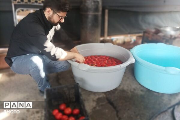 استقرار موکب‌های مردمی، دانش آموزی و خدمت‌رسان ارتش به زائران اربعین