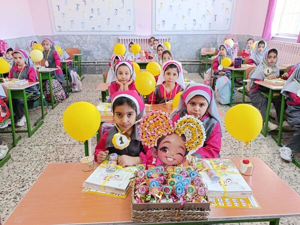 برگزاری جشن شکوفه ها کلاس اولی‌ در شهرستان جاجرم