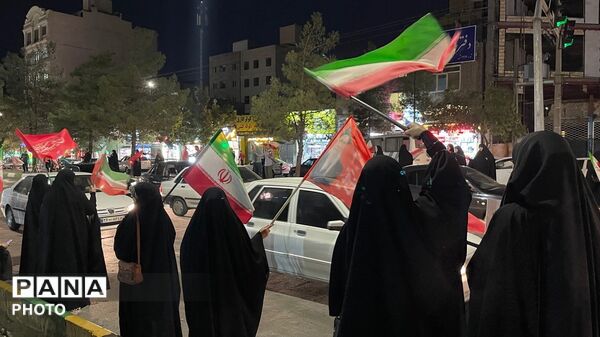 حماسه خیابان در شب ۱۶۸؛ به یاد ۱۶۸ دانش‌آموز شهید میناب
