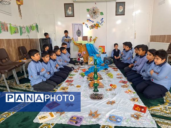 جشن کتابنوش در ناحیه۶ مشهد