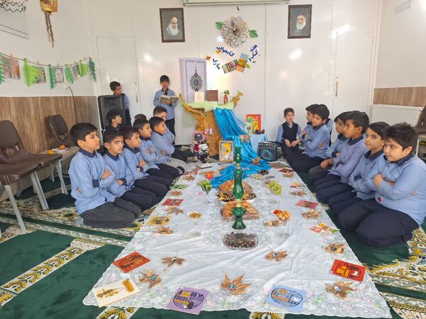 جشن کتابنوش در ناحیه۶ مشهد