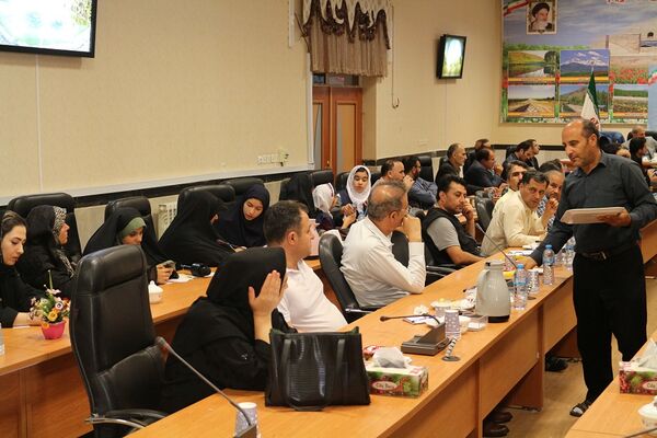  نشست خبری مدیر کل آموزش و پرورش استان اردبیل