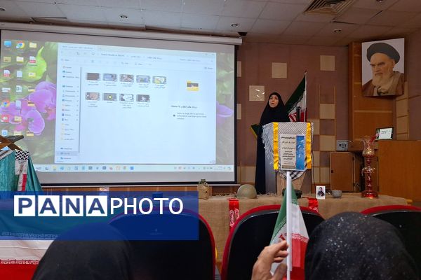 همایش الگوی سوم زن مسلمان در فرهنگسرای طاووسی شیراز