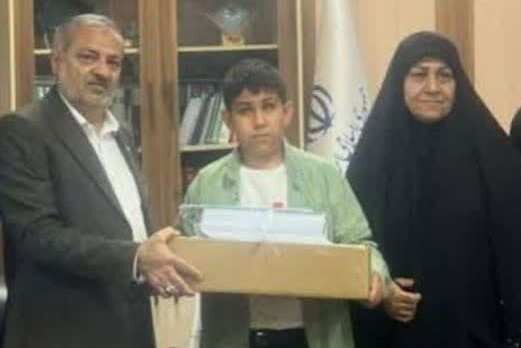 تقدیر وزیر آموزش‌وپرورش از دانش‌آموز روشندل