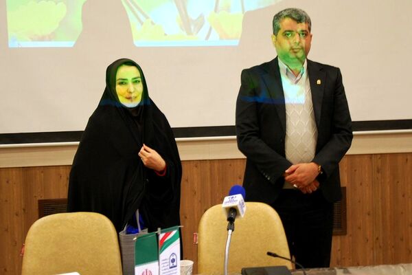 جلسه هم‌اندیشی سر گروه‌های گروه آموزشی کیفیت بخشی فعالیت‌های پرورشی مناطق ۲۱ گانه شهرستان‌های تهران