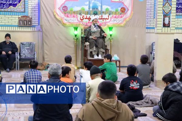 مسجد بقیه‌الله‌الاعظم (عج) غرق در شادی و انتظار