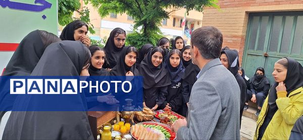 جشنواره صبحانه سالم در هنرستان موفقیان شهرستان نظرآباد