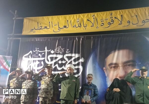 حضور گسترده مردم  خلیل آباد در یادبود شهید سجاد عسکری 