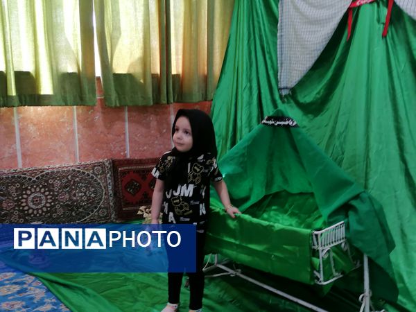 آیین شیرخوارگان حسینی در نخستین روز محرم در مساجد  نیشابور و شهر بار