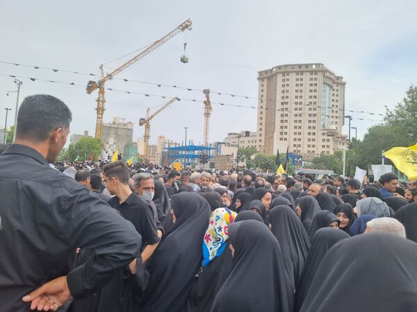  تشییع شهدای خدمت در مشهد مقدس
