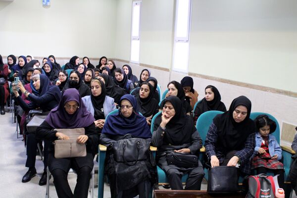 نشست علمی پژوهشی استعدادیابی و استعدادپروری در ناحیه۶ مشهد