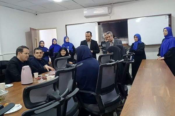 دوره آموزشی سواد سلامت با رویکرد توسعه عدالت و کیفیت آموزش و بهداشت 