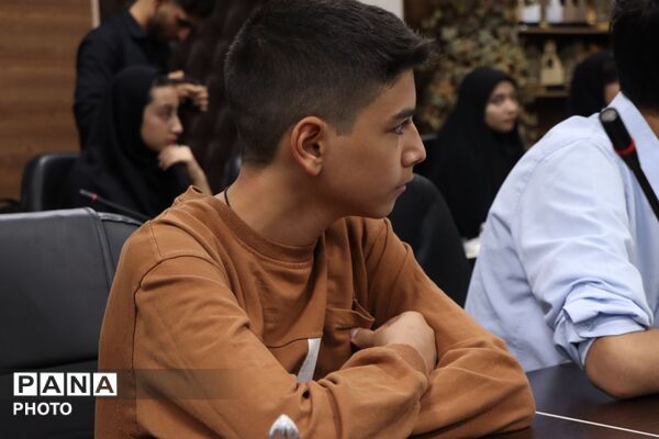 نشست هم‌اندیشی خبرنگاران پانا بهارستان؛ تجلیل از برترین‌ها و استقبال از اعضای جدید
