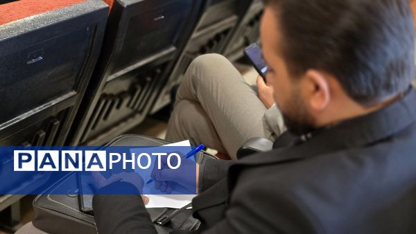 تجلیل از مقام‌آوران کشوری معلمان و دانش‌آموزان پژوهنده شهرستان نظرآباد