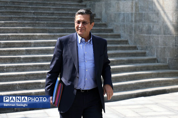 سیاست ارزی و تجاری کشور باید با هم هماهنگ باشند