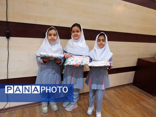 آیین تجلیل از منتخبان طرح و برنامه‌های دوره ابتدایی استان خراسان شمالی