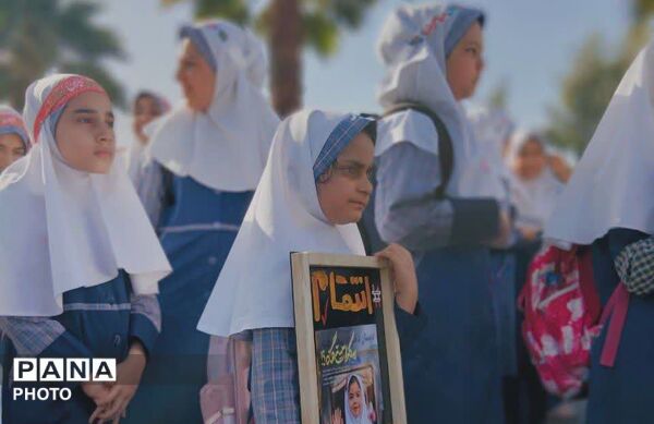 از تجمع بانوان جان فدای یزدی تا پیروزی ایران اسلامی