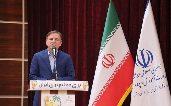 تجلیل از معلمان نمونه استان بوشهر