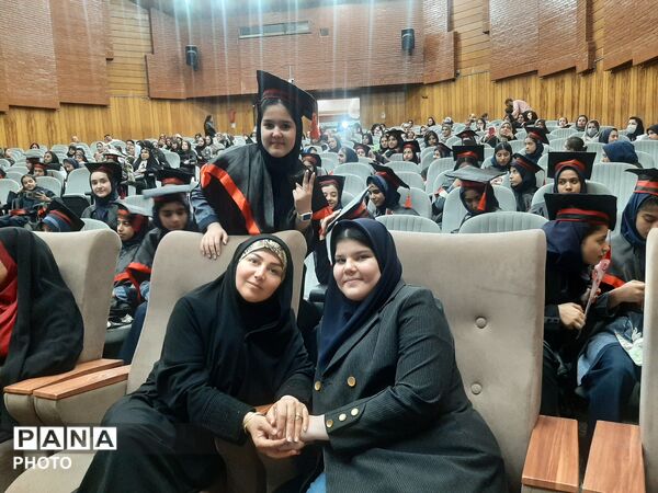 جشن فارغ‌التحصیلی مدرسه شهید جواهری۲ 