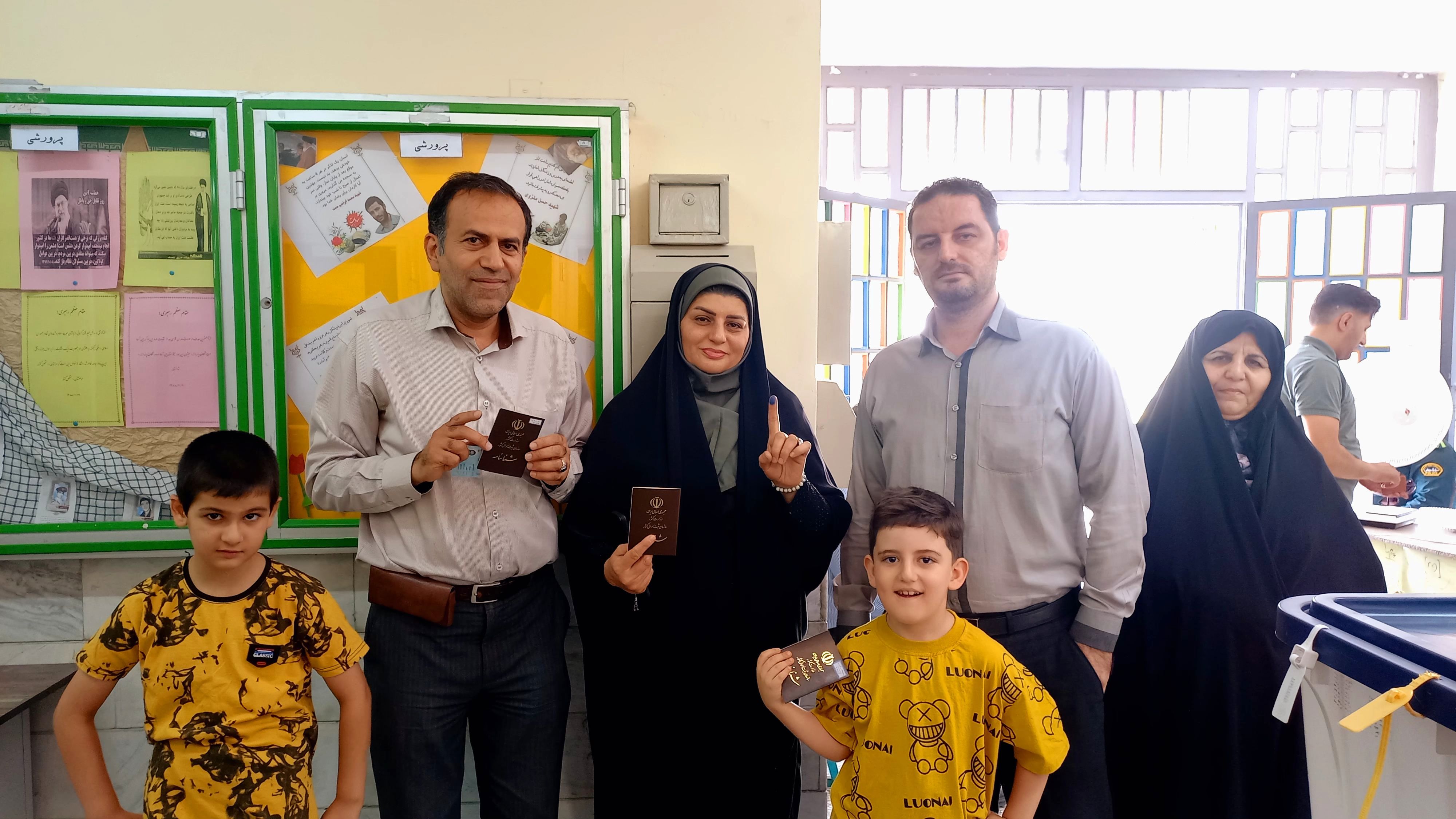 سربلندی مردم شهر اراک در انتخابات ریاست‌جمهوری