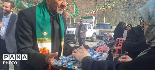 از پنجره حرم تا قاب شهادت