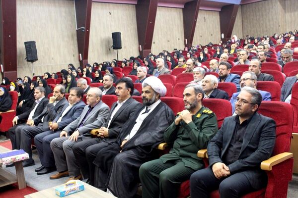 خلاقیت و بهره‌گیری از دانش روز در مدیریت مدارس ضروریست