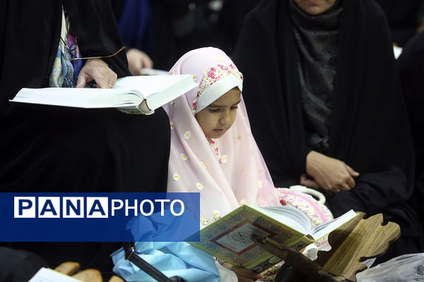 جشن میلاد امام علی(ع) در حرم حضرت معصومه(س) با تلاوت قاریان نوجوان 