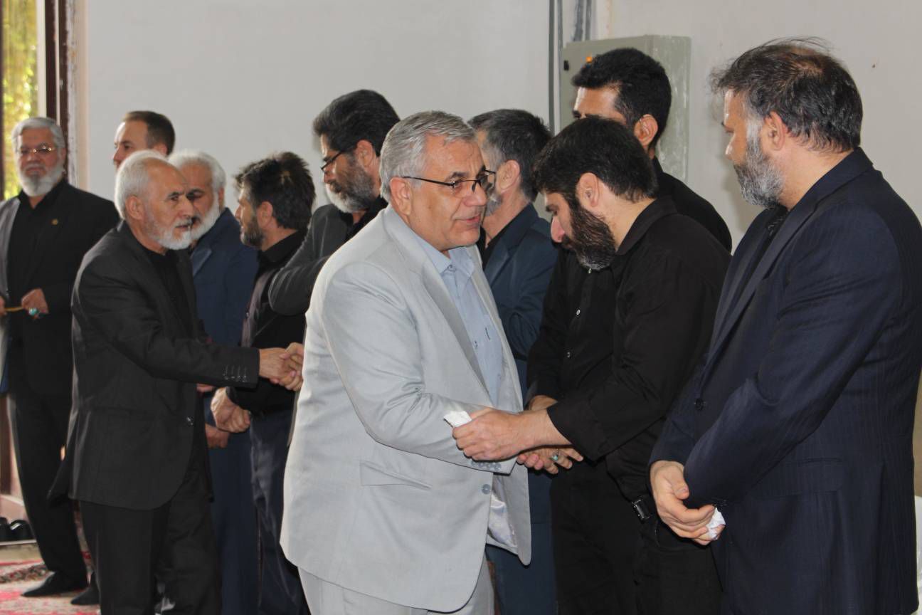 آیین گرامیداشت چهلم شهیدان ملکی در مصلای نظرآباد 