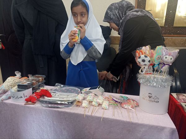 بازارچه در دبستان کبری سرشته 