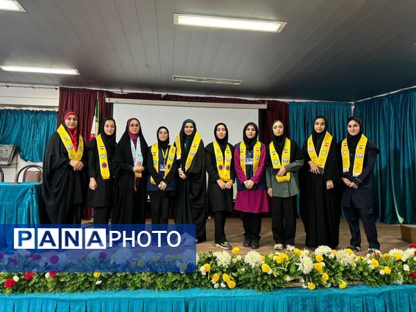 نشست قائم مقام سازمان دانش آموزی با اعضا و مربیان سازمان دانش آموزی مازندران 