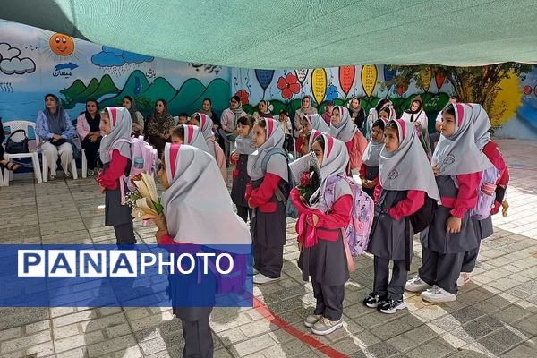 همزمان با سراسر کشور،دانش آمپزان  مدارس ملارد با شور و شوق به سوی مدارس شتافتند 