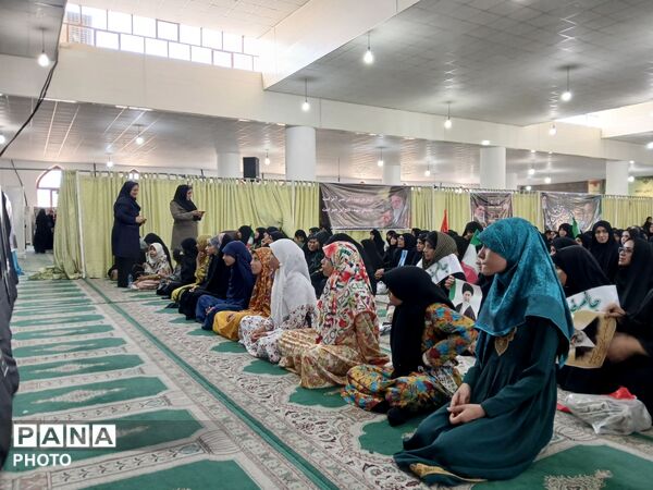 بیعت بانوان جیرفت‌زمین با رهبر انقلاب اسلامی