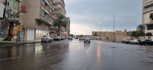 بارش باران چهره بندرعباس را پاییزی و دل‌انگیز کرد