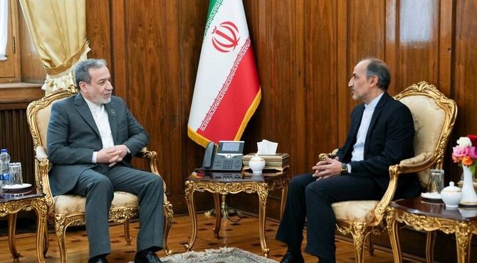 دیدار سرکنسول جدید جمهوری اسلامی ایران در بمبئی هند با عراقچی