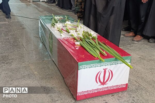 تشییع پیکر شهید محمد علیزاده در گلزار شهدای ملارد