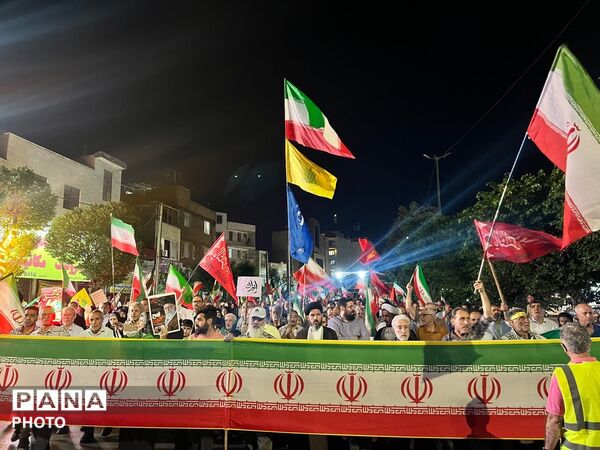 حضور حماسی مردم کرج در نود ودومین شب از تجمعات مردمی
