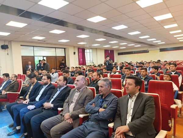افتتاحیه اردوی مسئله محور پسران در اردوگاه شهید باهنر تهران 